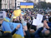 Aumentan protestas en Rusia contra invasión militar en Ucrania
