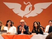 EMEEQUIS documenta pagos de decenas de millones en contratos de la 4T a legisladores y dirigentes de MC