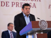 Javier May anuncia conclusión de 127 km de vía en tramo 1 del Tren Maya