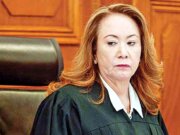 Más de 300 académicos de la UNAM protestan por el pago de una multa de 15 mdp a favor de la ministra Yasmín Esquivel, sólo por atacar su reputación