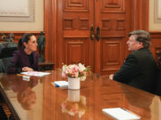 Hermetismo tras reunión entre Sheinbaum y Landau