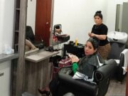 Senado congela polémico salón de belleza